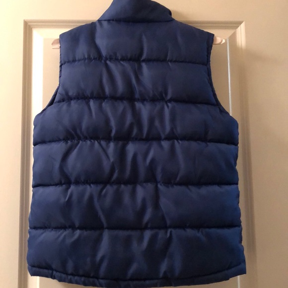 Vest - Picture 3 of 6